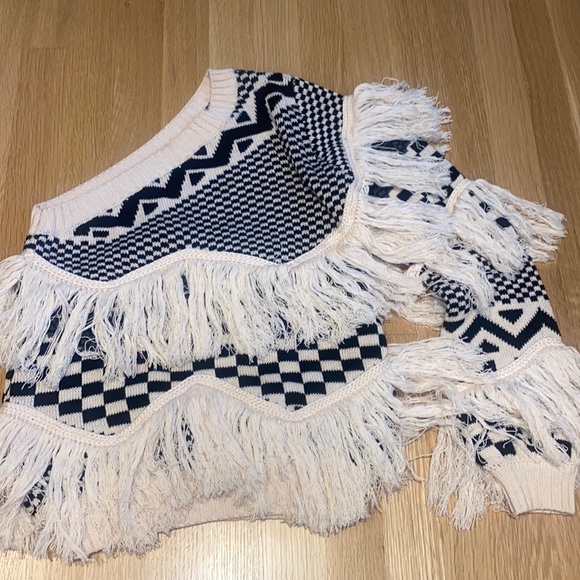 House of Harlow 1960 One shoulder sweater -XS worn once - Picture 7 of 7